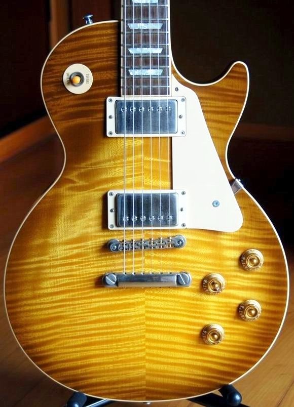 ギブソンUSAレスポール・トラ目杢ゴールド（Gibson USA Les Paul