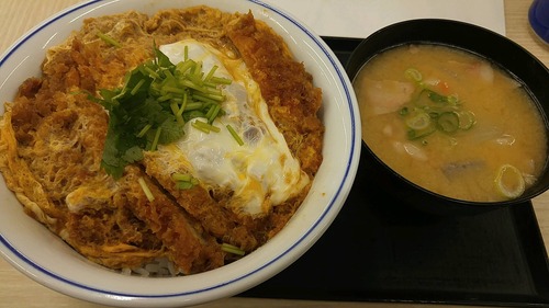 パチンコ・スロットに関連する画像