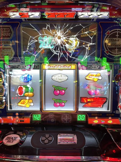 スロットとパチンコのまとめ鈴木さん速報