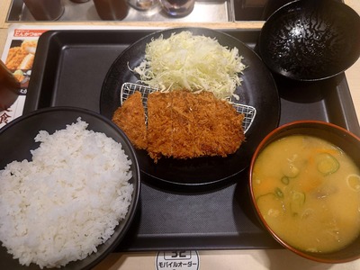 スロットとパチンコのまとめ鈴木さん速報