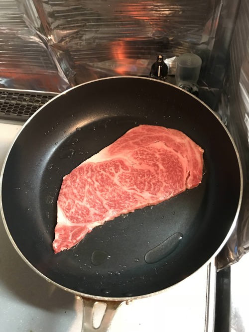 ステーキ肉の美味しい焼き方5