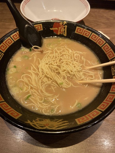スロットとパチンコのまとめ鈴木さん速報
