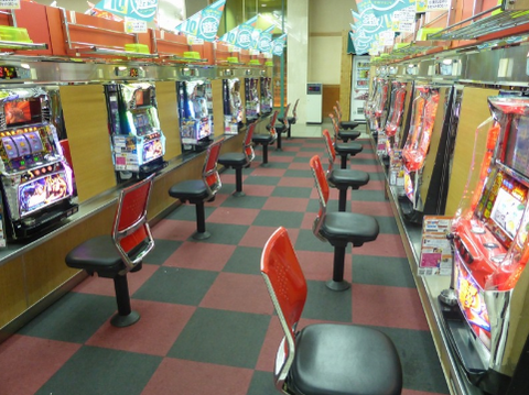 潰れそうなパチンコ屋の特徴
