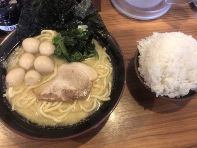 スロットとパチンコのまとめ鈴木さん速報