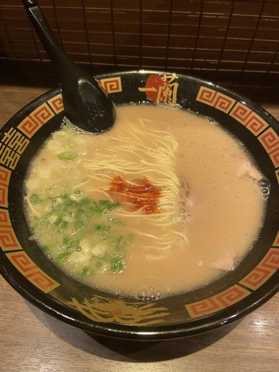 スロットとパチンコのまとめ鈴木さん速報