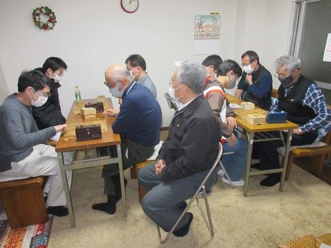 ぃ隠掬挂椶陵ゾ,鮠った竹野学三段(手前左から2人目)(50)