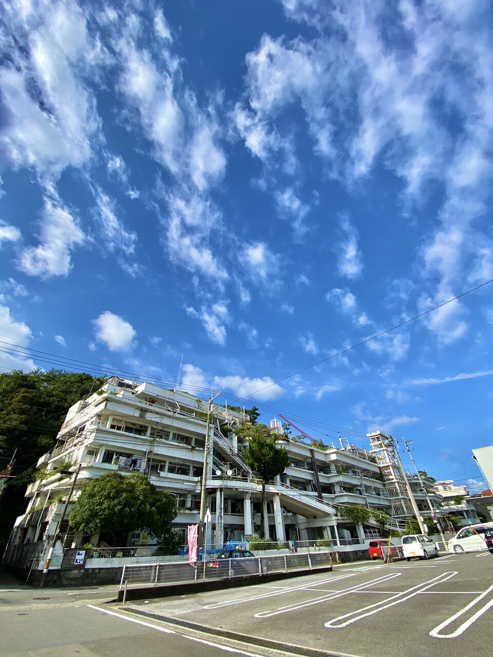 高知の九龍城 軍艦島マンション 材木屋とゆかいな仲間