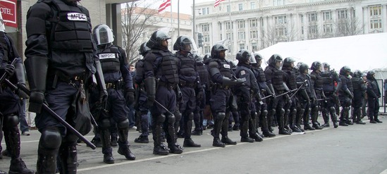 January_20_riot_cops_D.C.-2000x900