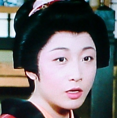 上原まみ