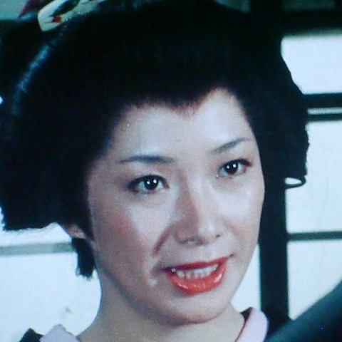 松村亜里