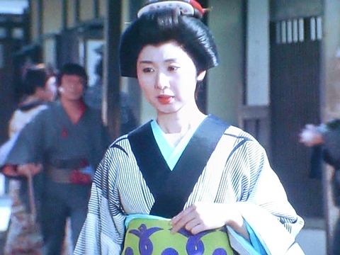津島令子 (4)