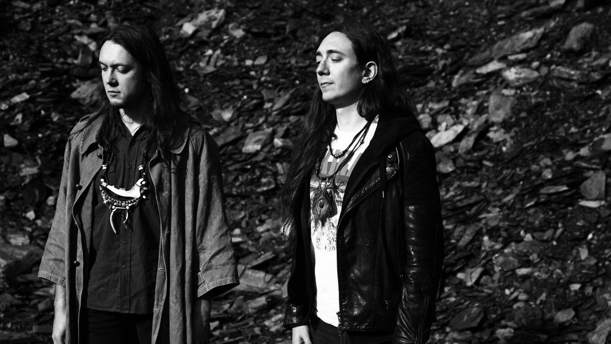 ブラックゲイズ「Alcest」 : ネコにハーモニクス