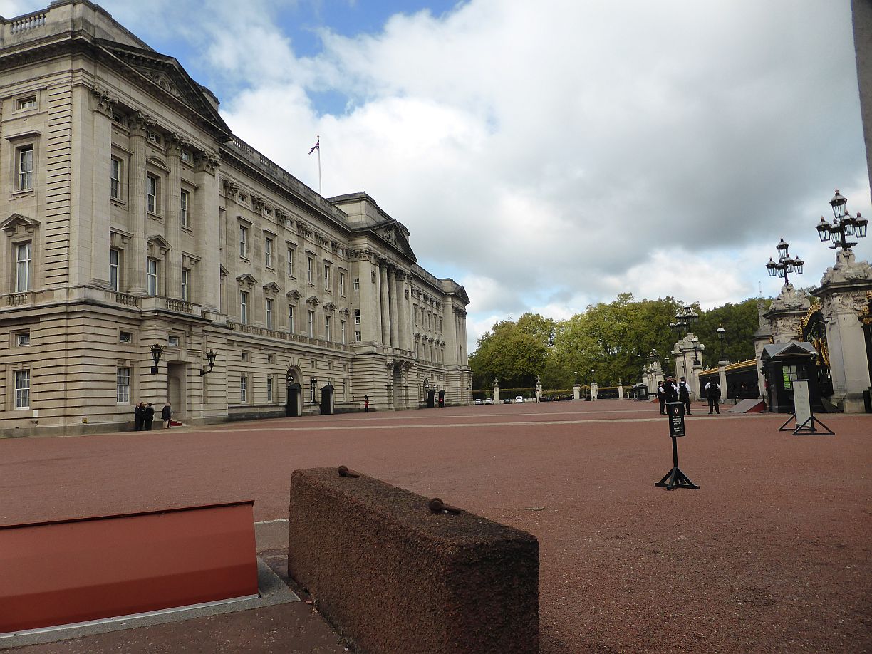 ロンドン観光中にトイレに行きたくなる Dora S Funny Life 楽しい旅とグルメな話 他 ロンドン観光中にトイレに行きたくなる Dora S Funny Life 楽しい旅とグルメな話 他