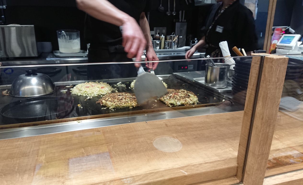 京都 大阪旅18 大阪お好み焼き 花鳥風月 Dora S Funny Life 楽しい旅とグルメな話 他