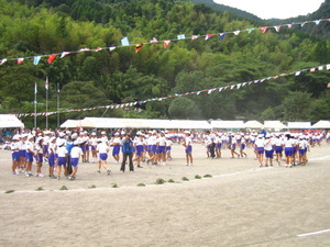 2011年姶良市立重富小学校運動会校庭