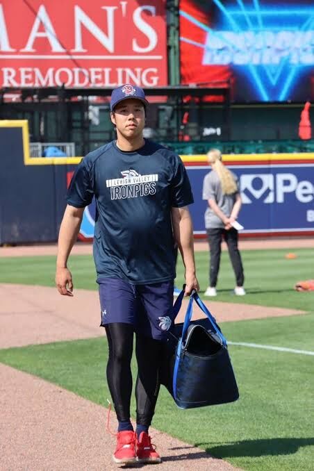 【悲報】ヤクルト青柳さんのお腹wwwwwwwww