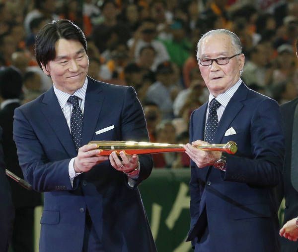 ソフトバンク王会長が“長嶋茂雄賞”の創設「いずれそうなる」と断言