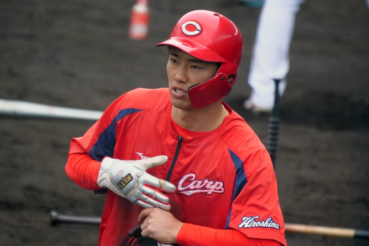 【悲報】広島 中村奨成、またやらかす【定期】