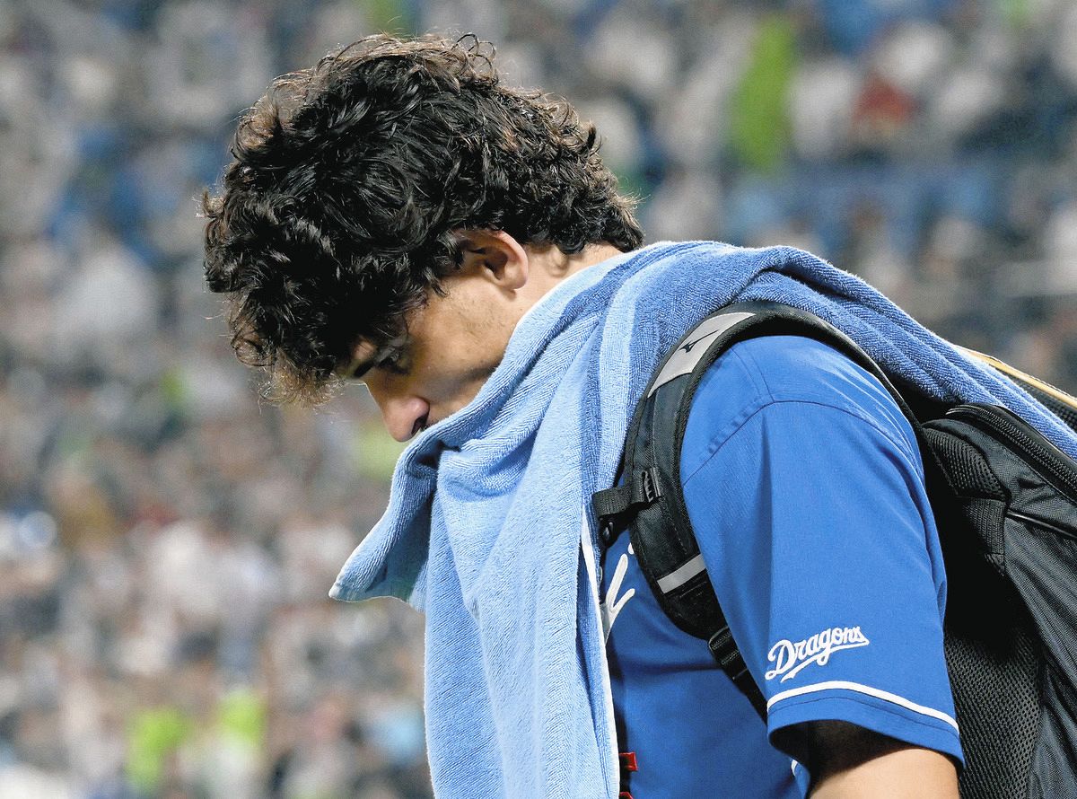 立浪監督、ロドリゲスのエラーで逆転負けを受け「ミスを糧に大きくなって」