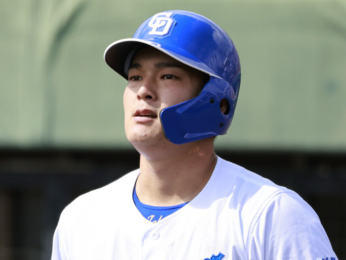 【悲報】中日・井上監督、石川昂弥の2軍行きについて、怒り隠さず「オレも我慢をしてきたけど…」