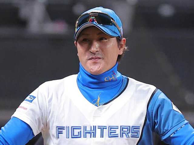 【悲報】ハム関係者「新庄監督に続投要請してるが返事が無い」。本人は「強いチームの監督はつまらない」