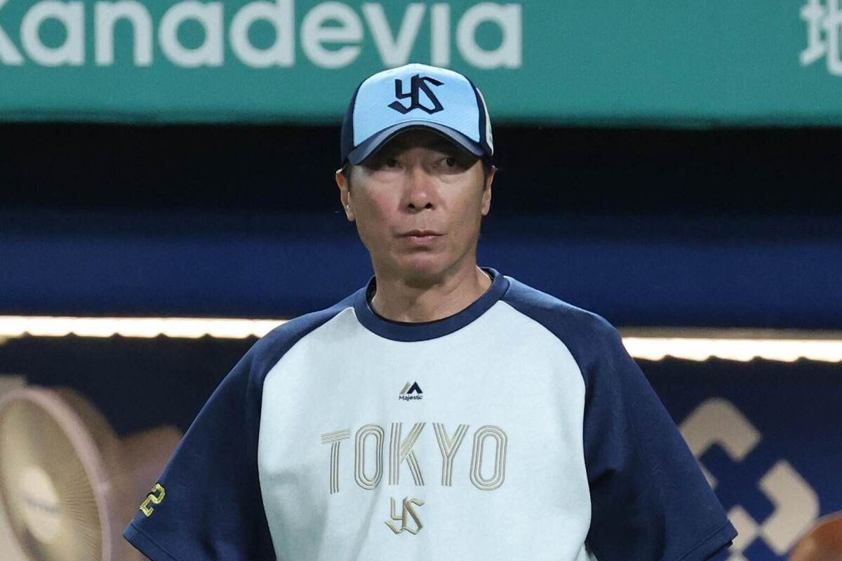 【朗報】ヤクルト 高津監督にシーズン終了まで指揮を任せる意向！現在借金24の最下位