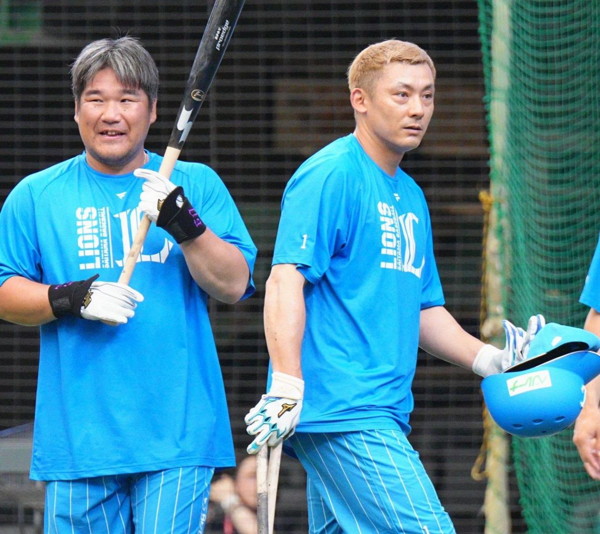 【悲報】西武ファン、巨人長野の引退に大激怒「長野は潔く引退したんだから中村と栗山も引退しろ」