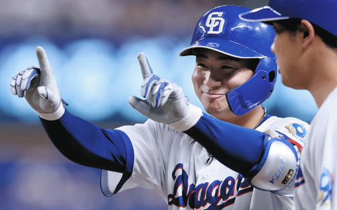 【中日】石伊雄太、先制＆ダメ押し2適時打！ 攻守で会心の働き！