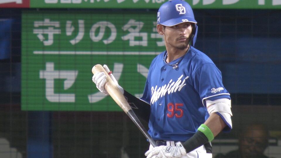 ロドリゲス、3試合ぶりのスタメンで躍動！カーブに食らいつき21打席ぶりの安打！