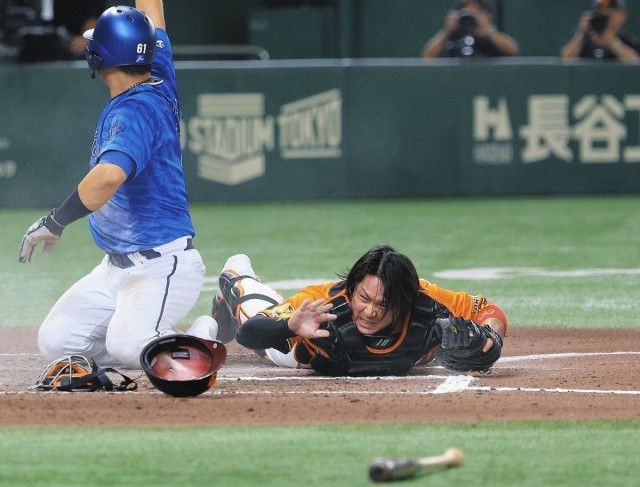 【悲報】巨人 甲斐拓也「右中指中手骨頭骨折」で登録抹消の方向、阿部監督「小林呼ぼうかな」