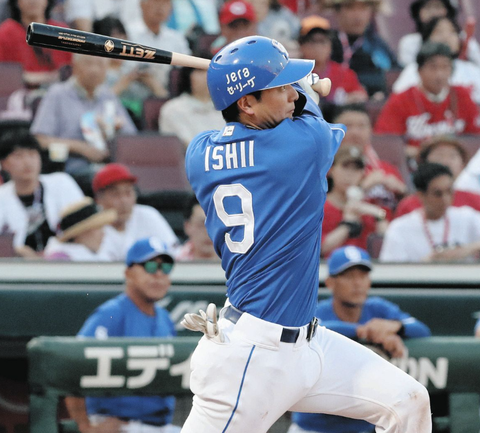 石伊雄太、7月8日以来の一発！直球を捉え左中間スタンドへ！！