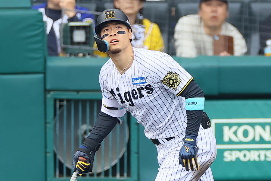【朗報】佐藤輝明(神).284 17本 45点 OPS.953