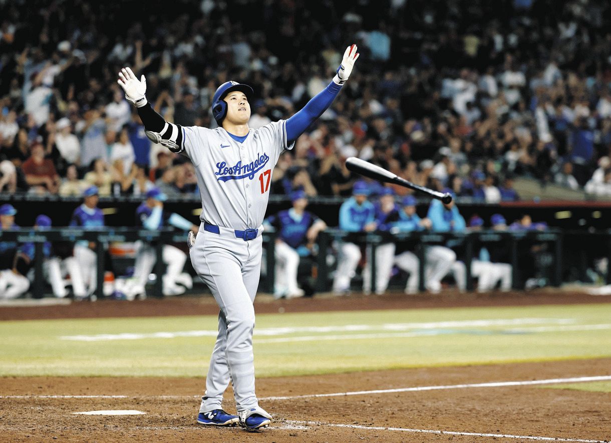 山田哲人(303本塁打) 浅村栄斗（302本塁打） 大谷翔平（302本塁打）