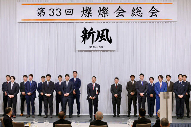 【悲報】巨人 阿部監督「素晴らしい補強、略奪をしていただきまして」