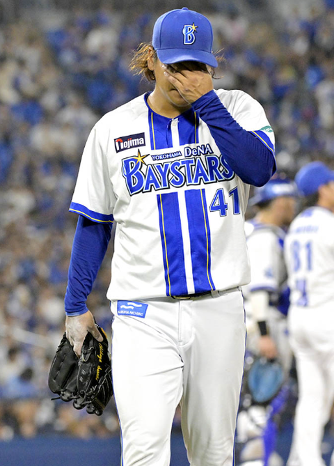 DeNA佐々木千隼「球速遅いです。コントロール悪いです」←これ