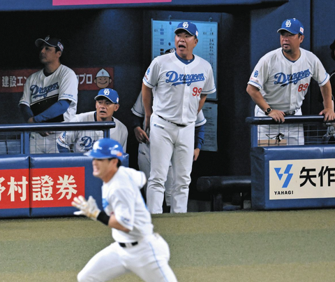【悲報】中日スポーツ「中日、チーム8安打のうち6本が長打と珍しい展開」