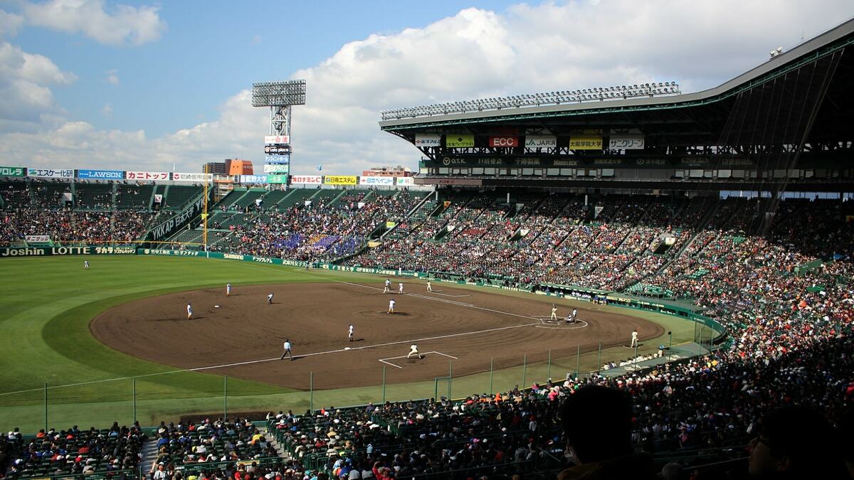【悲報】猛暑の甲子園、選手の「熱中症疑い」は58件　昨季より24件増
