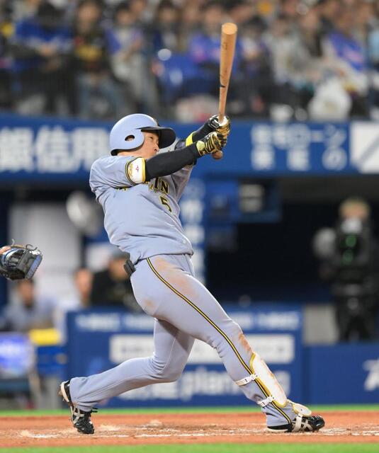 【疑問】近本のFA契約って山田哲人の7年35億を余裕で超えそうだよな...