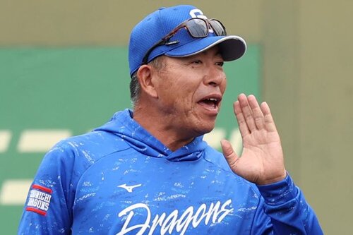 【悲報】中日 井上監督、もうファンからボロクソ叩かれまくる