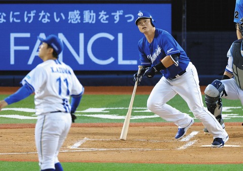 4番・細川成也が意地の一発！鬼門ハマスタでバックスクリーン直撃弾！！