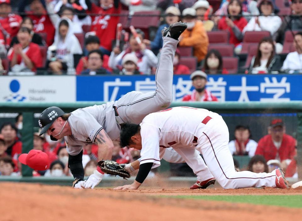 【悲報】キャベッジ負傷・戸郷も無事壊れて巨人最下位へｗｗｗｗｗｗｗ