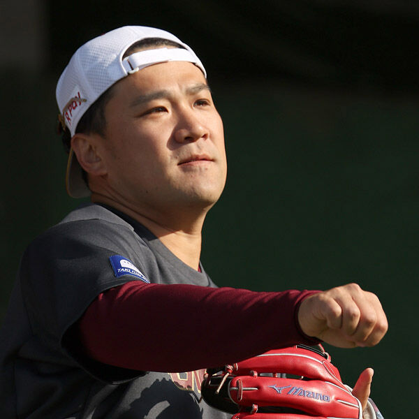 【悲報】11球団「田中将大は退団時に楽天を批判するような発言をした」「それでは他球団も獲得しづらい」