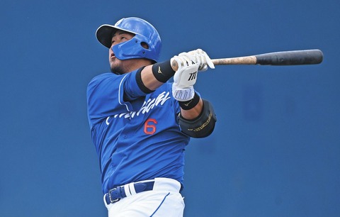 【7/10 2軍 D9-6Bs】中田翔、実戦復帰後初の本塁打！復調アピールに落合2軍監督「（一軍首脳陣が）見てくれているはず」