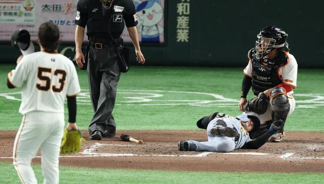 【悲報】阪神中野が巨人高梨から死球受け、阿部監督が藤川監督に謝罪