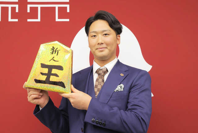 【悲報】巨人・新人王の船迫大雅「10億円ほしいんですけど…」