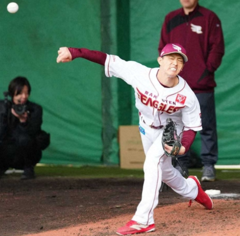 【悲報】辰己涼介（28）、『楽天残留』しか選択肢ないのに残留交渉で珍要求ｗｗｗ