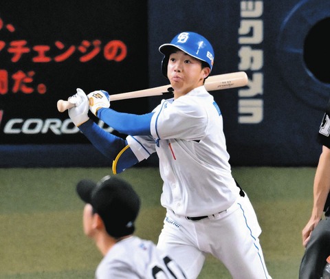 岡林勇希が2年ぶり本塁打！本人も手応え十分の一振り！！
