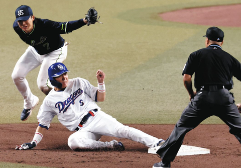 【中日】40歳 大島洋平、今季初盗塁！プロ入りから17年連続、通算272個目！！