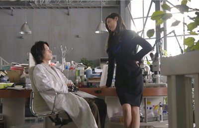 21私、外務省にいたんです