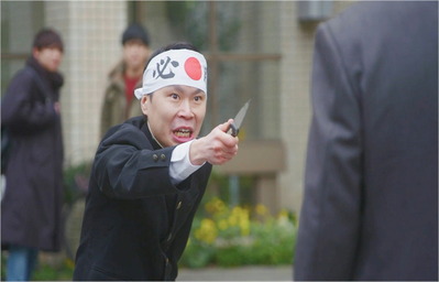 何で俺を落とした